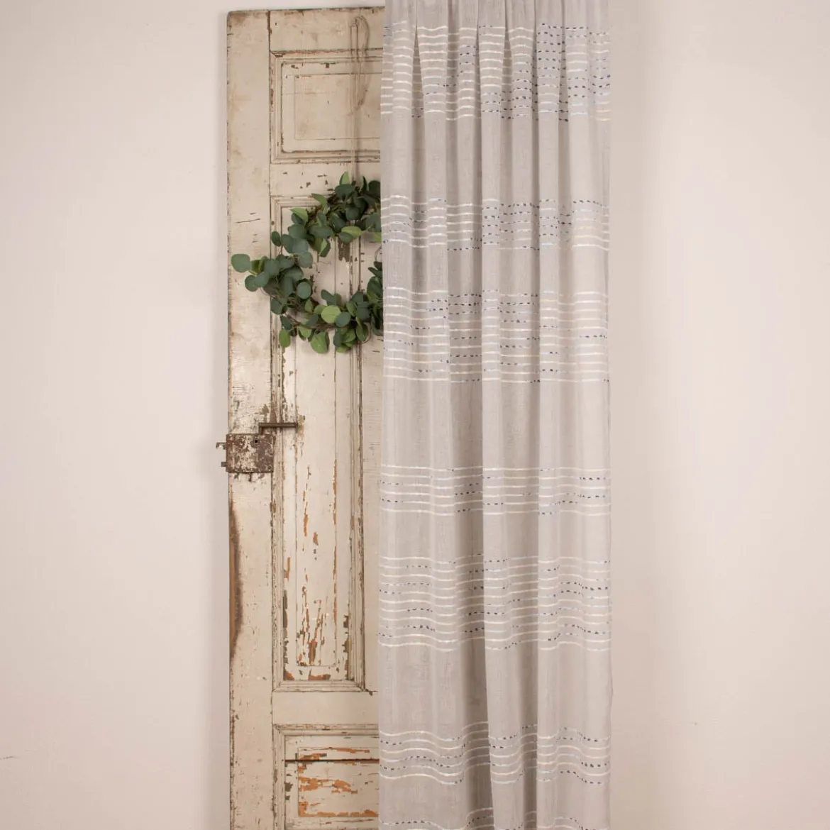 Fertigschal mit Schlaufenband Streifen und Punkte grau weiß blau gelb 140x245cm