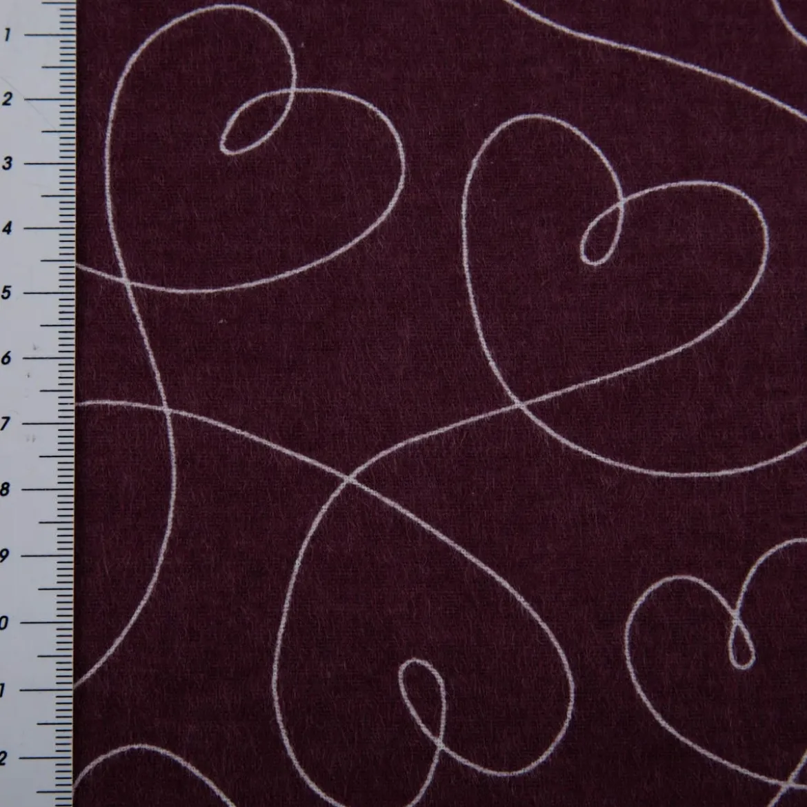 Flanell Stoff Baumwollflanell Herzen aubergine weiß 1,47m Breite