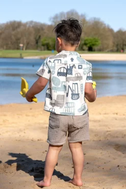 French Terry mit Fahrzeugen wollweiß blau Sommersweat mit Schlingenstruktur 150cm