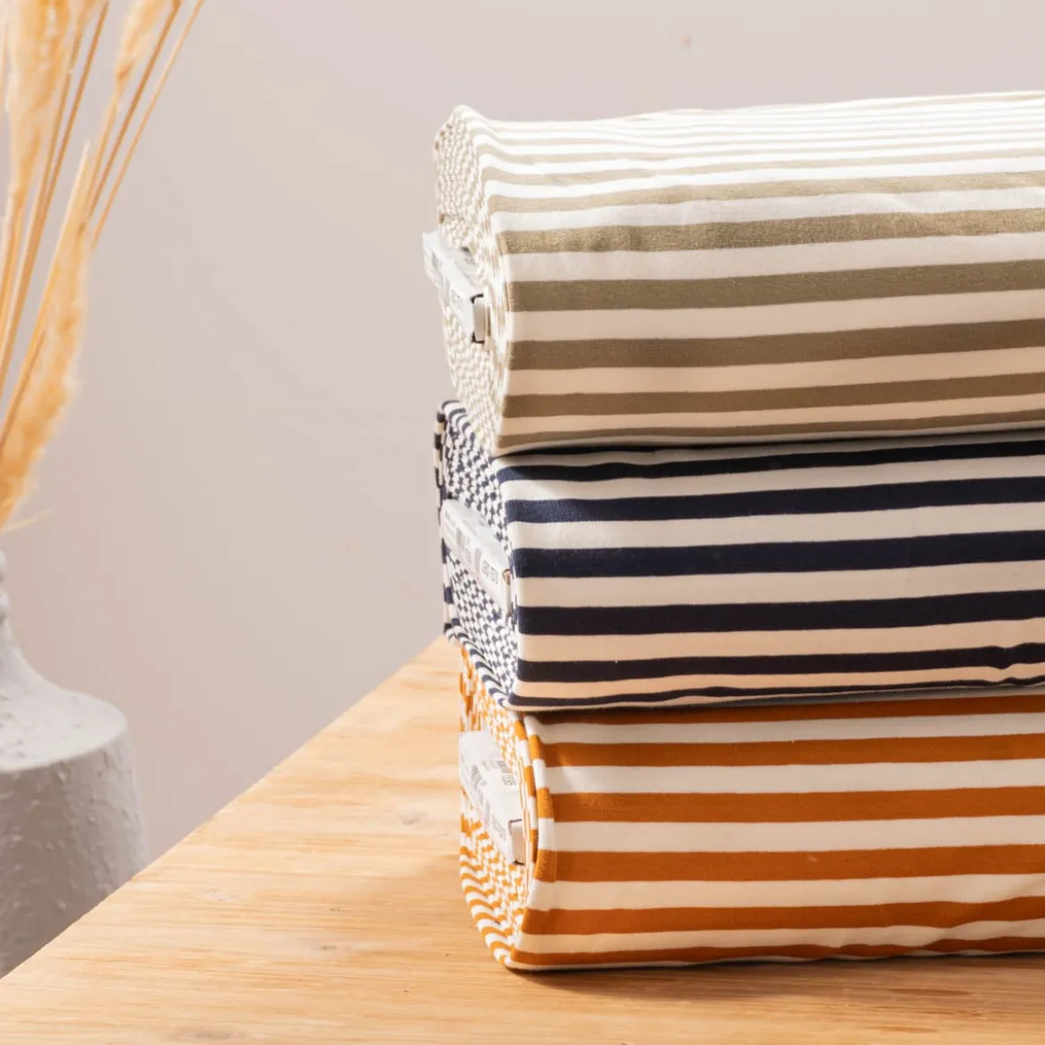 French Terry Sommersweat YARN DYED STRIPES Streifen offweiß dunkelblau 1,5m Breite