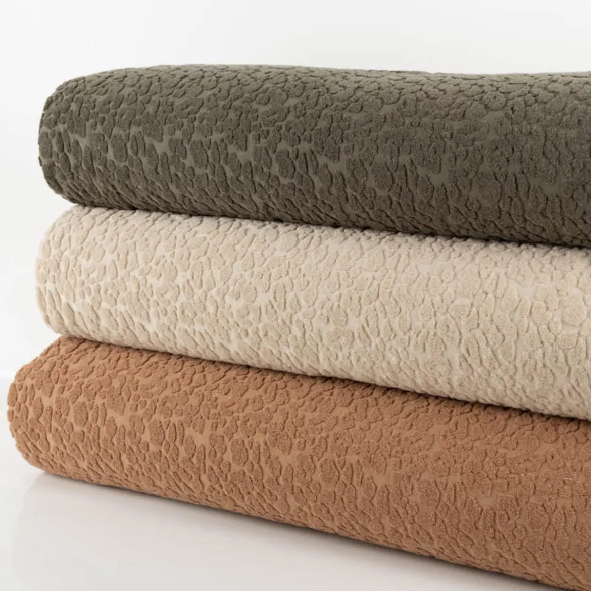 Frottee Stoff Leo khaki-grün 1,45m Breite