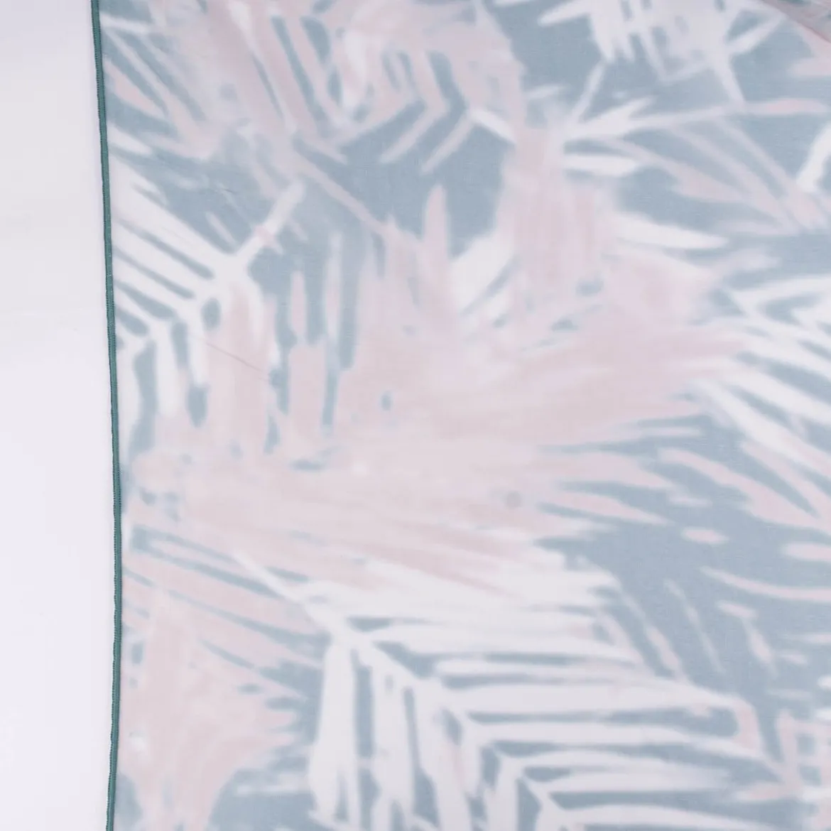 Gardinenstoff transparent Digitaldruck Hania Batik Blätter weiß beige mintgrün 300cm