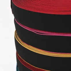 Gummiband mit farbigem Rand schwarz rot Breite: 4cm