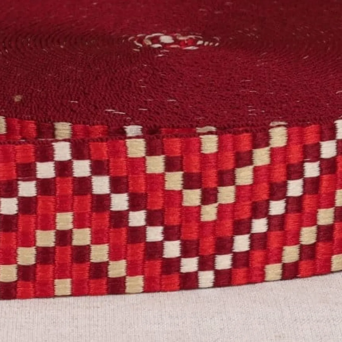 Gurtband Zickzack Chevron rot beige weiß 3,8cm Breite