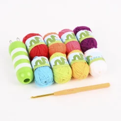 Häkelset mit Strickliesel Häkelnadel und Häkelgarnen 8x10g bunt