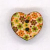 Holzknopf Maschinen waschbar Herz 1,8x1,8cm kleine Blumen braun orange gelb