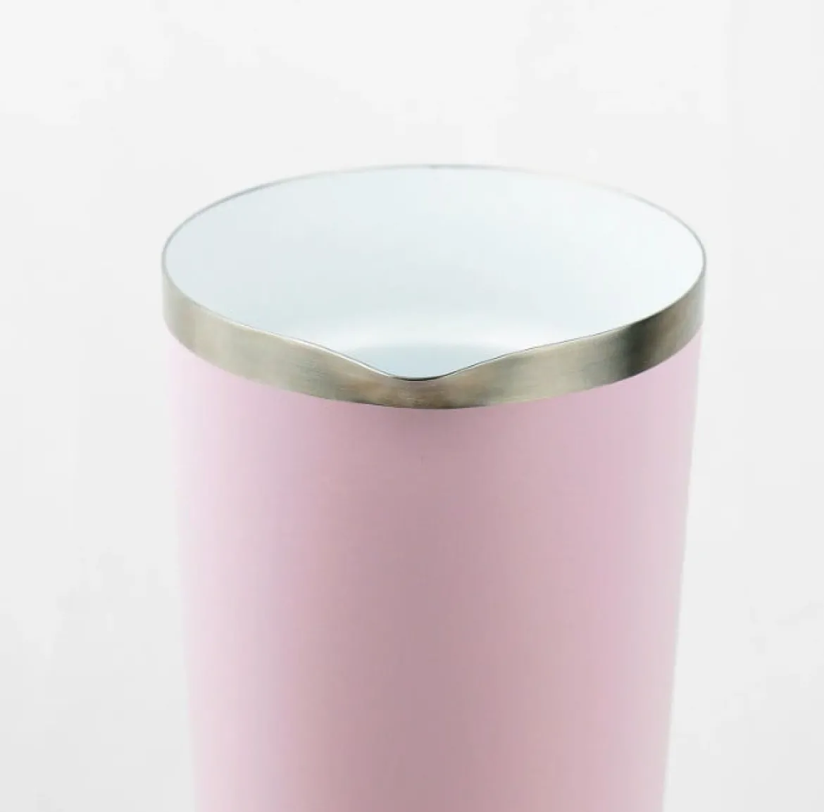 Isolierkanne Runbott Jug 1500ml mit Henkel Powder Pink - geschmacksneutral, BPA-frei mit Keramikbeschichtung