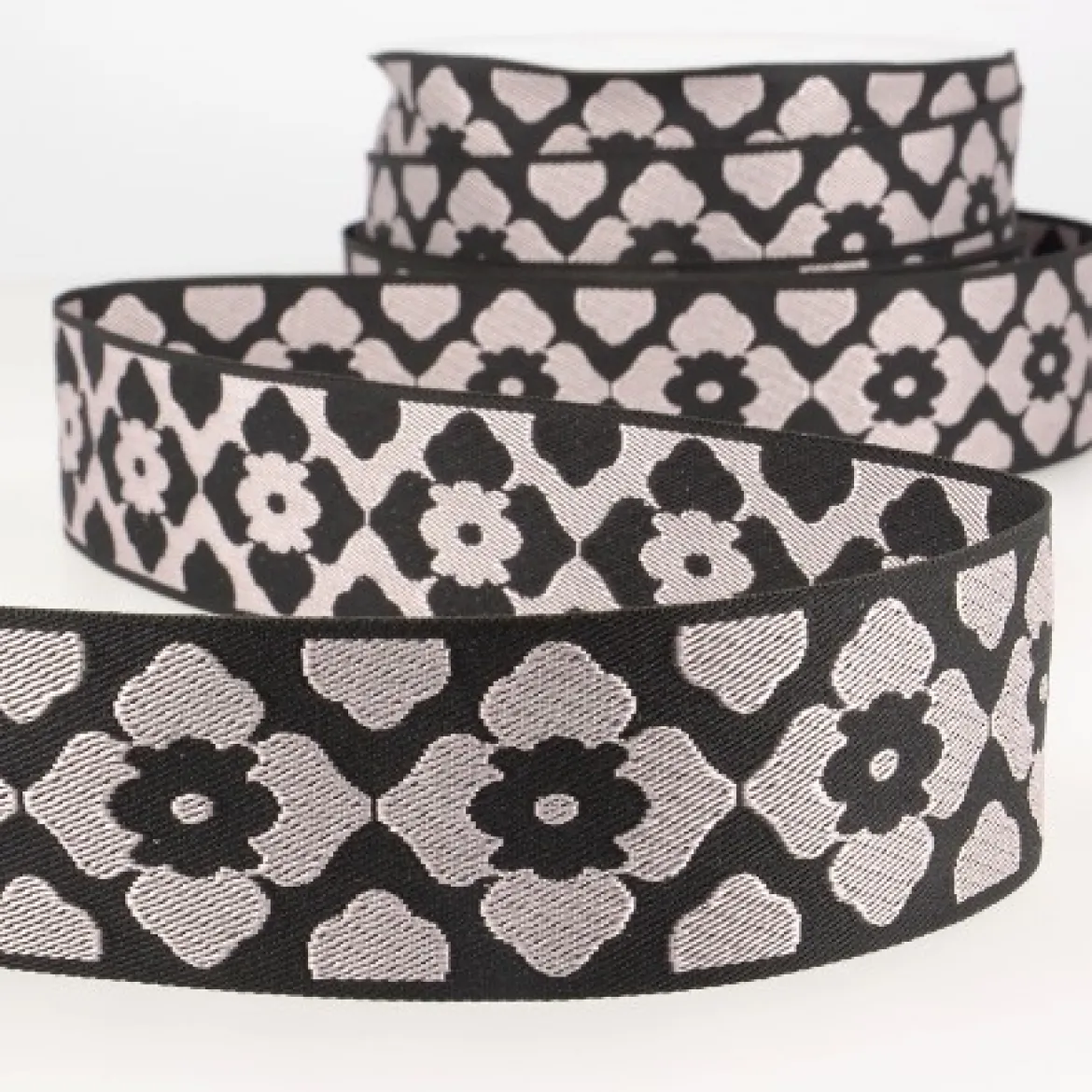 Jacquard-Borte Webborte orientalische Blumen schwarz rosa 40mm breit