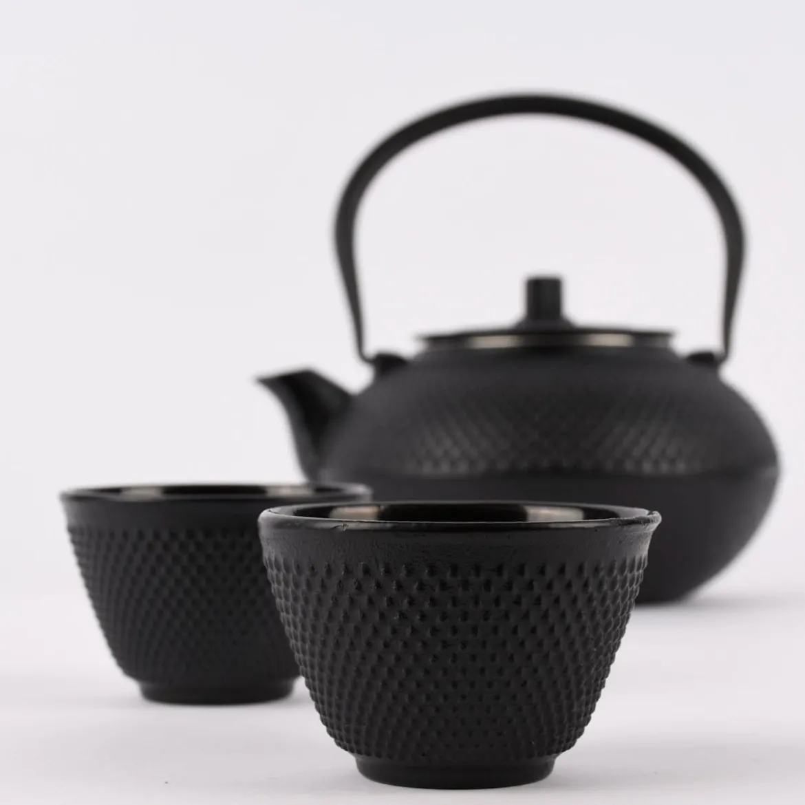 Japanische Teekanne Gusseisen schwarz 1500ml