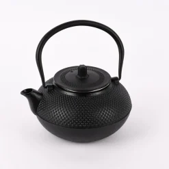 Japanische Teekanne Gusseisen schwarz 1500ml
