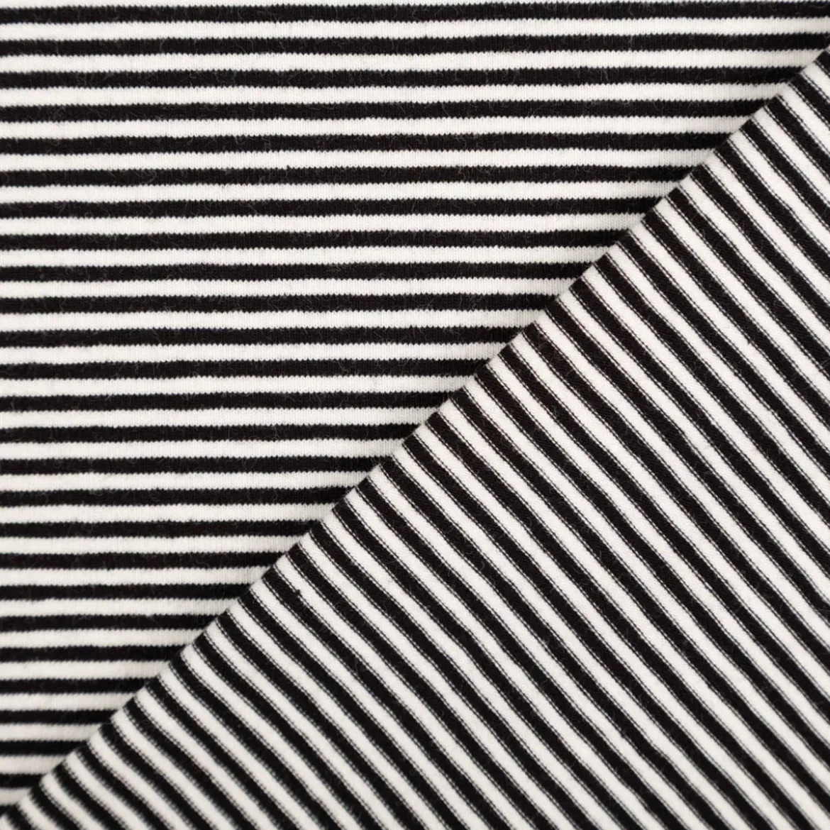 Jersey Stoff Baumwolljersey Yarn Dyed Streifen fein weiß schwarz 1,50m Breite