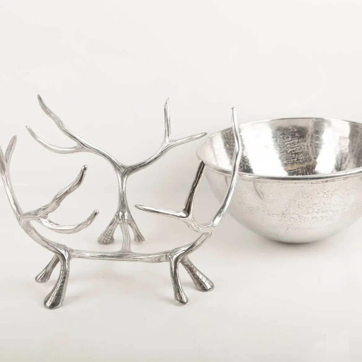 Kühler Hirsch Aluminium silber 20.000ml 36 x 50 cm (D x H) von Boltze