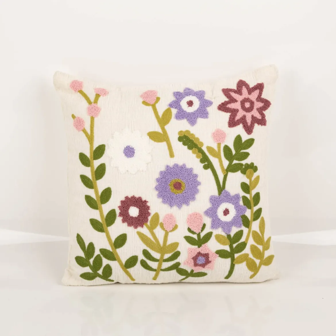 Kissen Blumen getuftet und gestickt Chenille wollweiß grün rosa lila 45x45cm