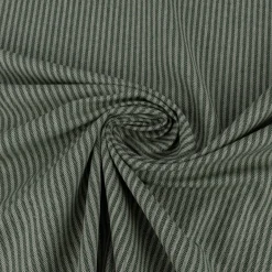 Kissenhülle aus Dobbystoff mit schmalen Streifen grün beige in versch. Größen von SCHÖNER LEBEN.