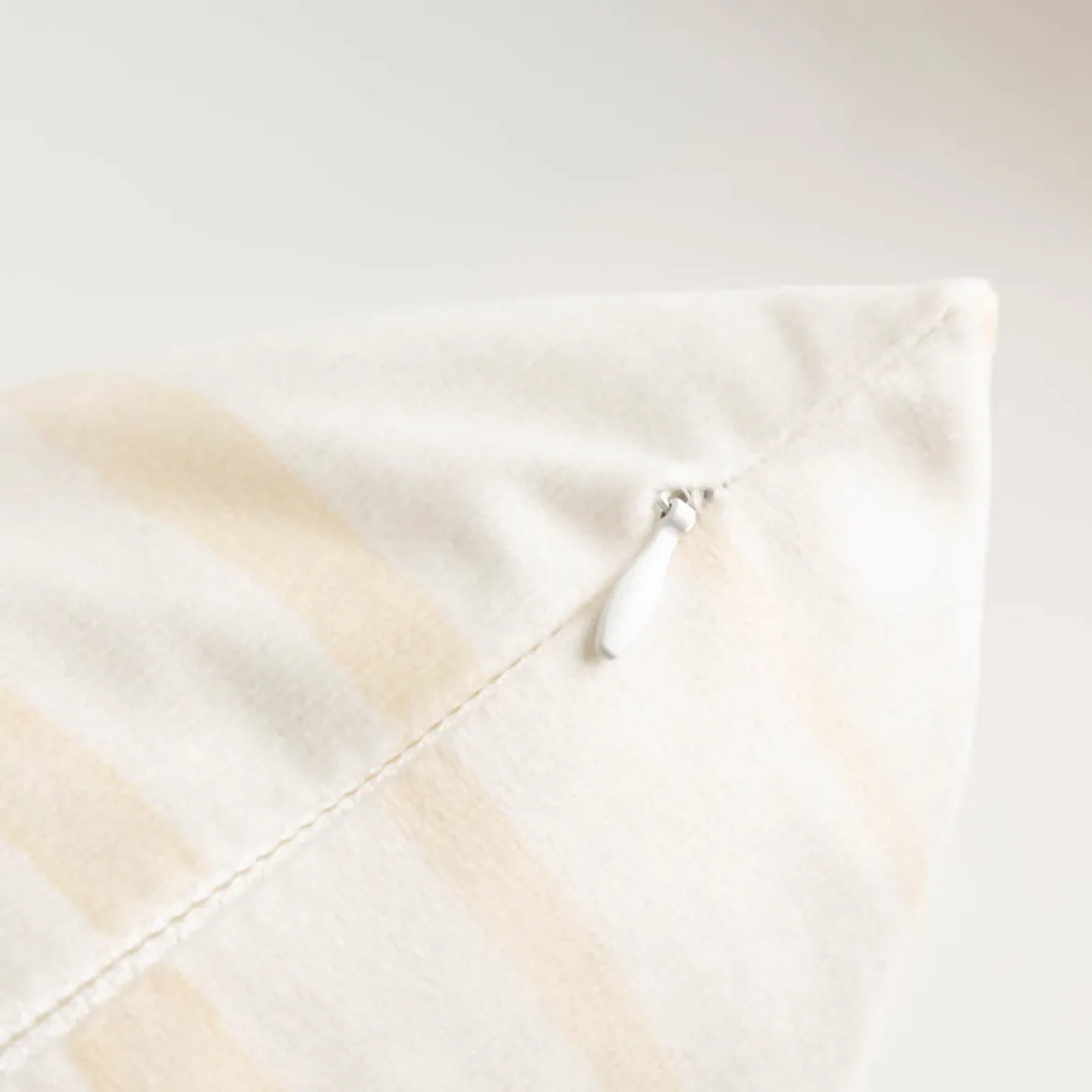 Kissenhülle Hahn Streifen beige gelb braun 45x45cm von Clayre & Eef