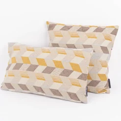 Kissenhülle Mira Rechtecke schräg beige braun gelb in versch. Größen oder Wunschmaß von SCHÖNER LEBEN.
