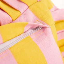 Kissen Summer Stripes mit Rüschenrand gelb rosa 45x45cm