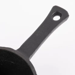 Kleiner Kochtopf Gusseisen mit Griff schwarz 10x17cm