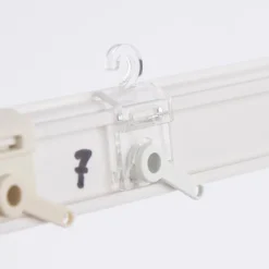 Klettleiste Paneelleiste Kunststoffprofil mit Klettband weiß 3,3x1cm 99cm breit inkl. 4 Aufhängemodule