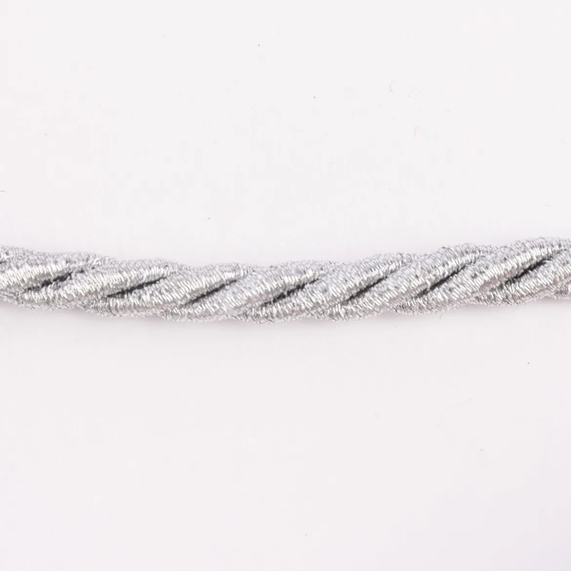 Kordel Zierband silberfarbig hell Glitzer Breite: 0,6cm