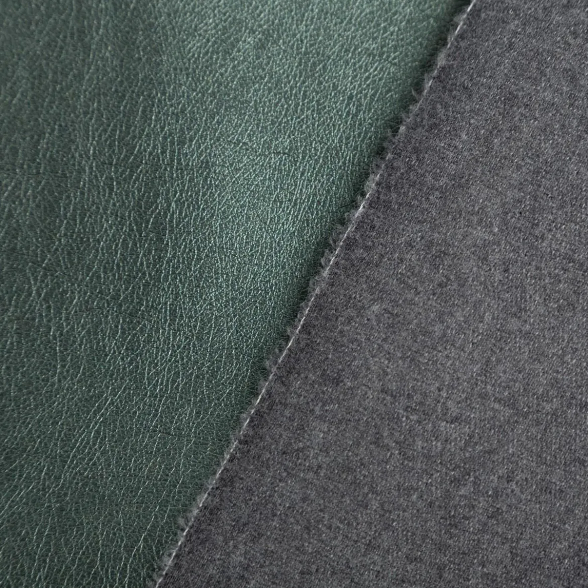 Kunstleder Lederimitat Kreativleder Polsterleder Bekleidungsleder mit Viskose Grün Metallic 1,4m Breite