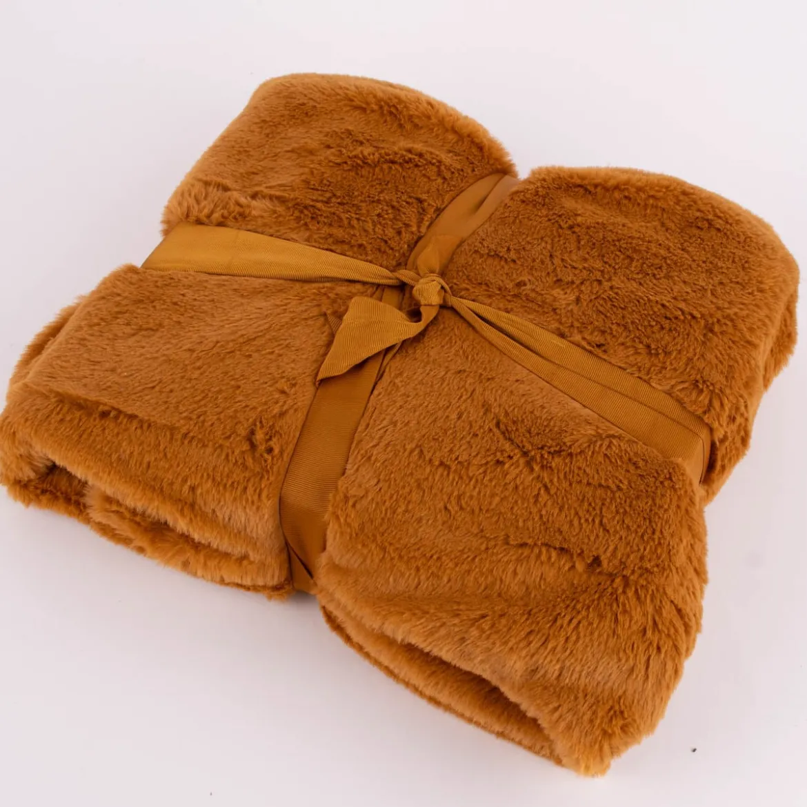 Kuscheldecke zweilagig aus Polyesterplüsch einfarbig camel braun 130x160cm
