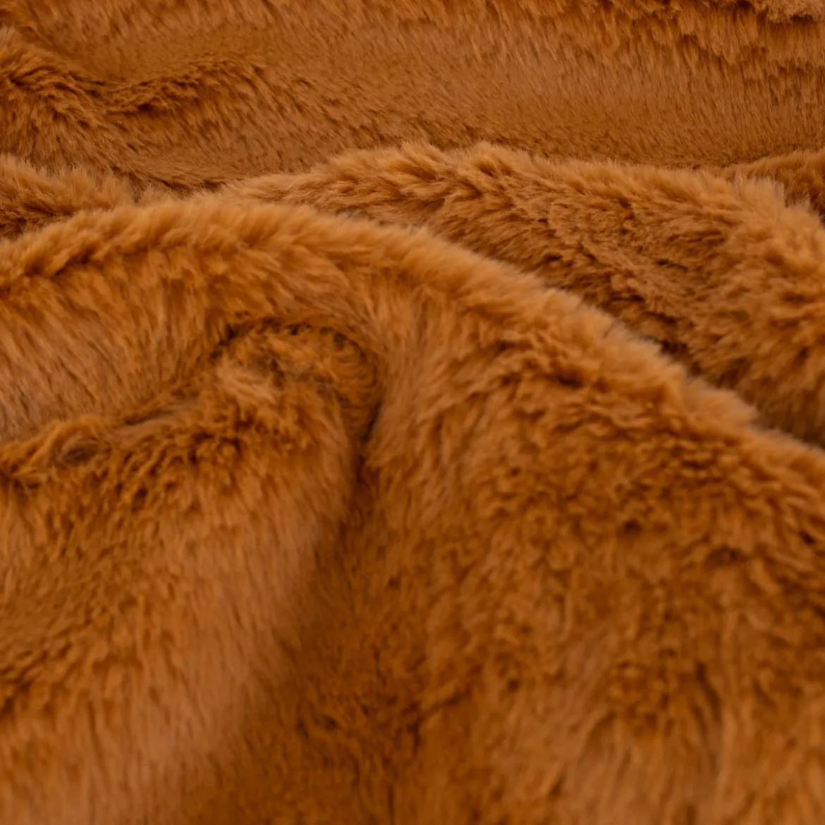 Kuscheldecke zweilagig aus Polyesterplüsch einfarbig camel braun 130x160cm