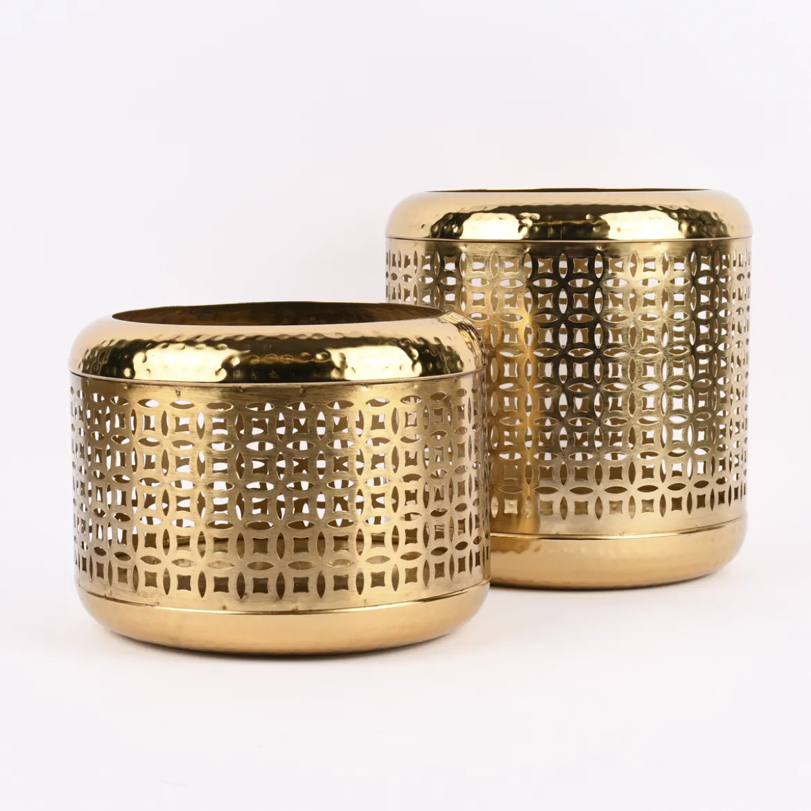 Laterne Ornamente Metall perforiert goldfarbig 24x19cm