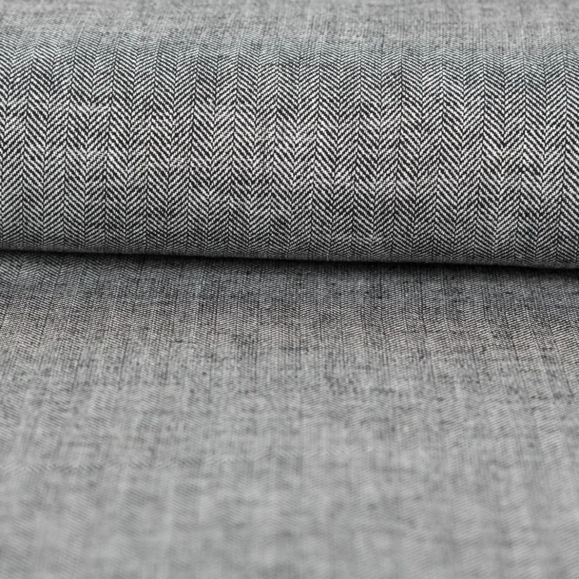 Leinen-Baumwollstoff Chambray Fischgrät meliert schwarz 1,38m Breite