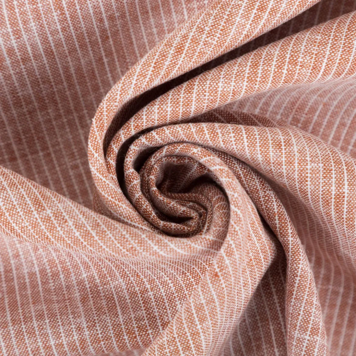 Leinen-Baumwollstoff Chambray Nadelstreifen meliert ziegelrot 1,38m Breite