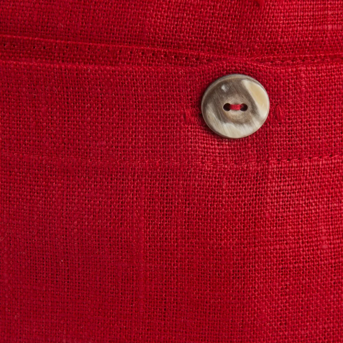 Leinenkissen Leinenhülle Kissenhülle Erik mit Knöpfen rot