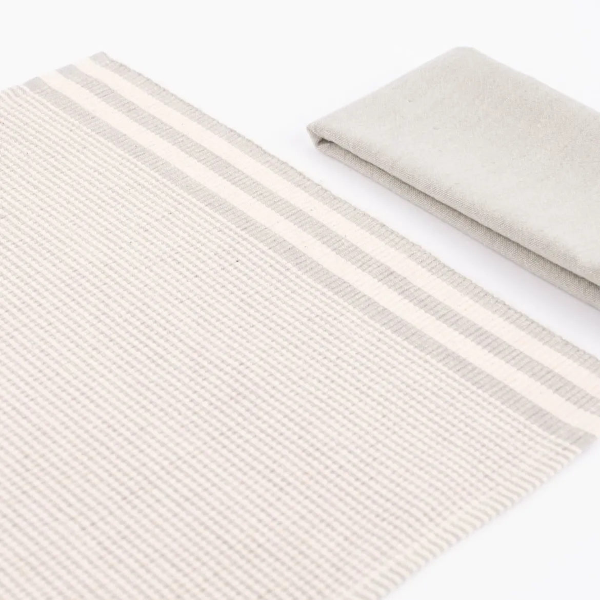 Linen & More Platzsets und Servietten Suzy Streifen 8er Set hellgrau creme