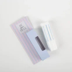 Lippenpflege-Stift BEyouTIFUL 4,6g mit Bienen- & Pflanzenwachsen von Grafik Werkstatt