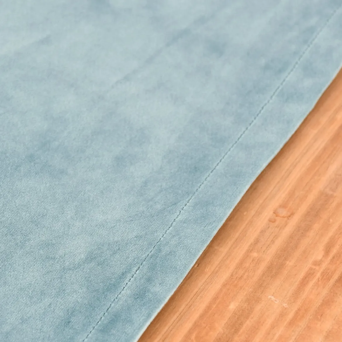Magma Tischläufer Samt uni mint 40x145cm
