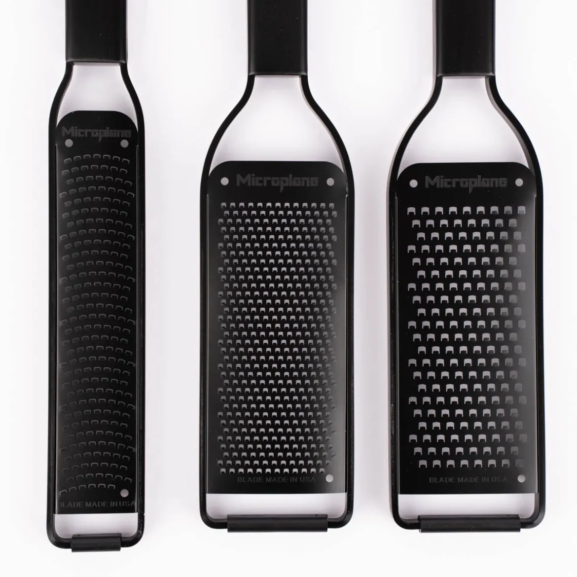 Microplane Black Sheep Serie Zester Reibe Edelstahl matt schwarz 31x4,7cm