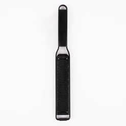 Microplane Black Sheep Serie Zester Reibe Edelstahl matt schwarz 31x4,7cm