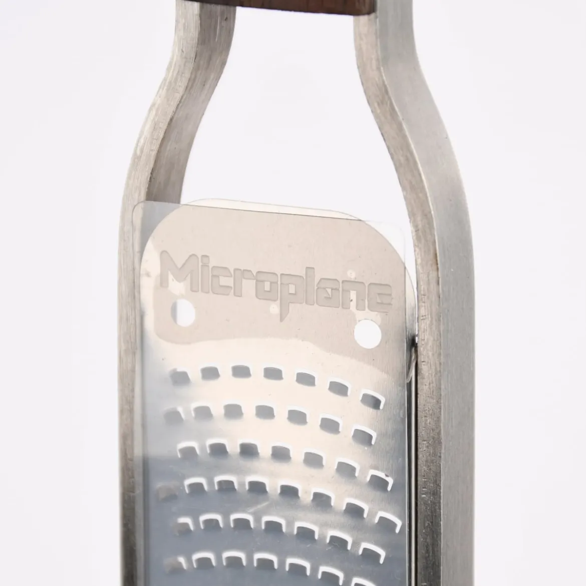 Microplane Master Series Zester Reibe fein mit Walnussholzgriff 31x3,9cm