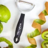 Microplane Profi Y-Schäler mit gezahnter Doppelklinge schwarz 15,5cm