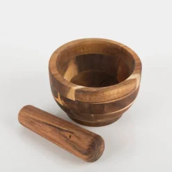 Mörser Set aus Akazienholz in Brauntönen 13x8cm