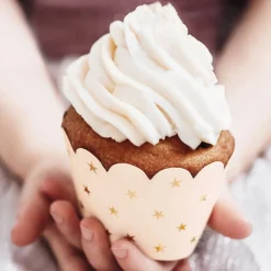 Muffin Cupcake Förmchen mit goldfarbigen Sternchen light peach 6 Stück 5x7,5x5cm