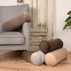 Nackenrolle aus Samt mit Reißverschluss und Kederumrandung taupe 20x55cm von SCHÖNER LEBEN.