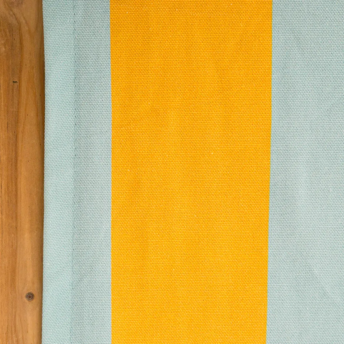 Outdoor Tischläufer Streifen hellblau gelb 40x160cm von SCHÖNER LEBEN.