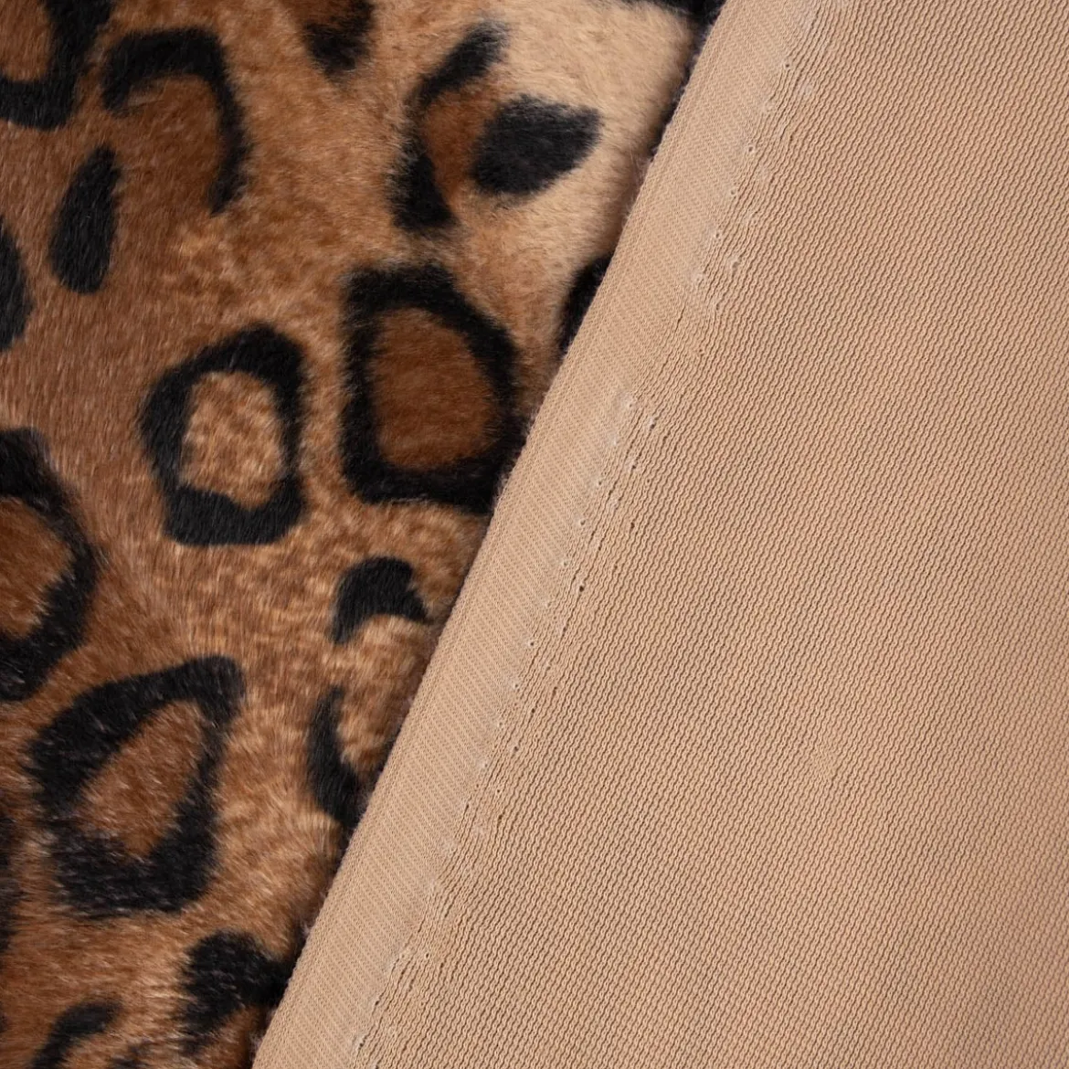 Plüsch Velours Fellstoff Fellimitat Leopard braun schwarz 1,4m Breite