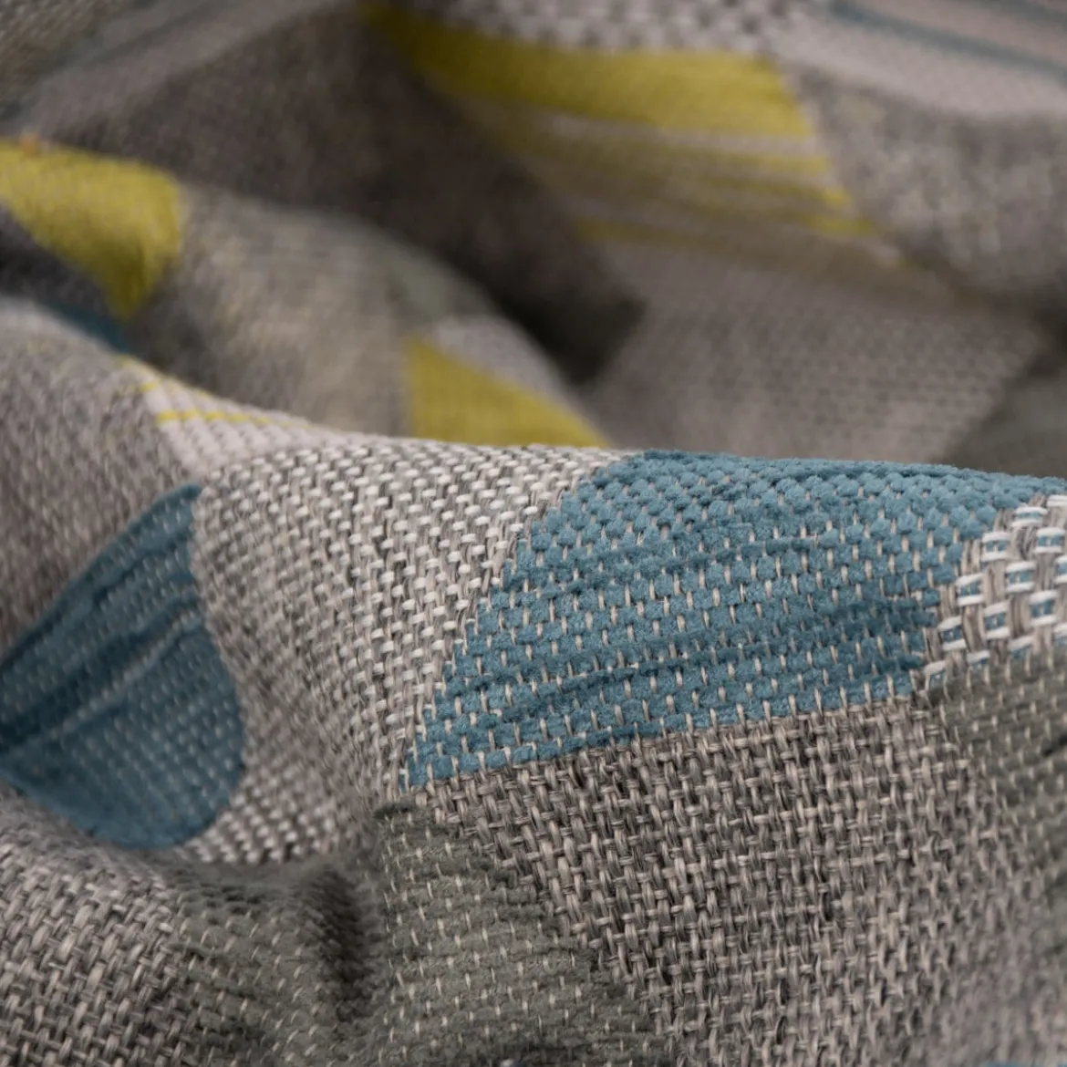 Polsterstoff Dekostoff Jacquard Flachgewebe Mira Rechtecke schräg grau blau grün 1,40m Breite