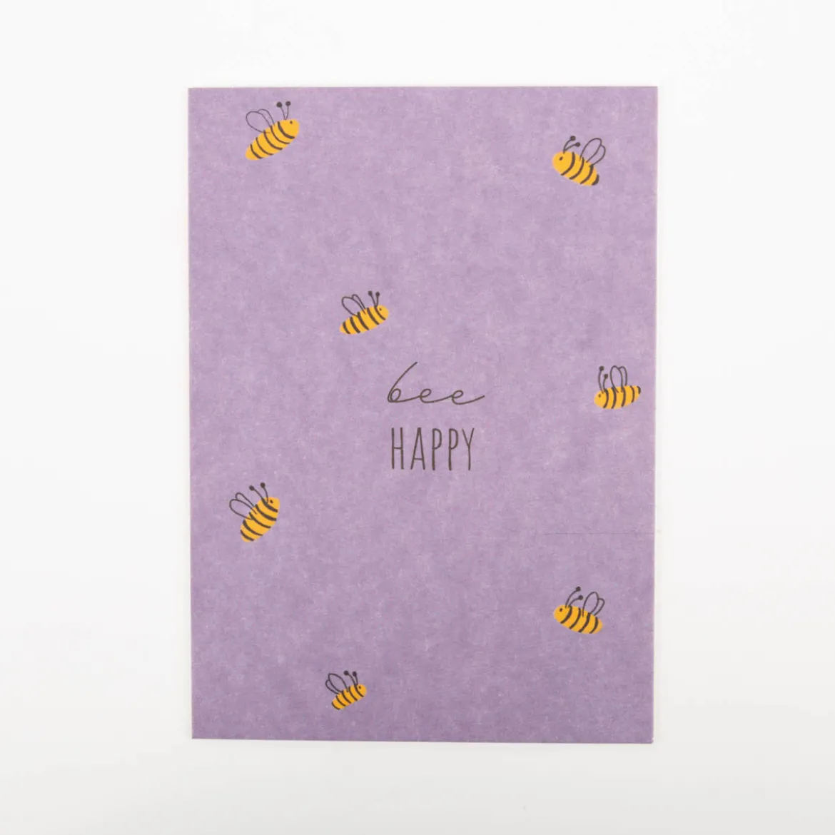 Postkarte Bee Happy mit Bienen lila aus Pappe A6 von KEITCARDS