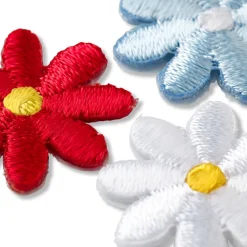 Prym Applikation Blumen selbstklebend weiß rot blau 8 Stück 2cm