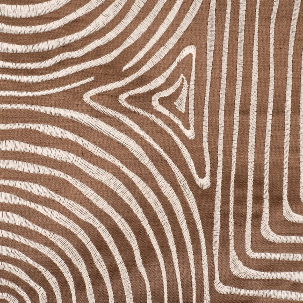 Rasch Textil Dekostoff Gardinenstoff Seidenoptik Stickerei Labyrinth braun creme 1,4m Breite