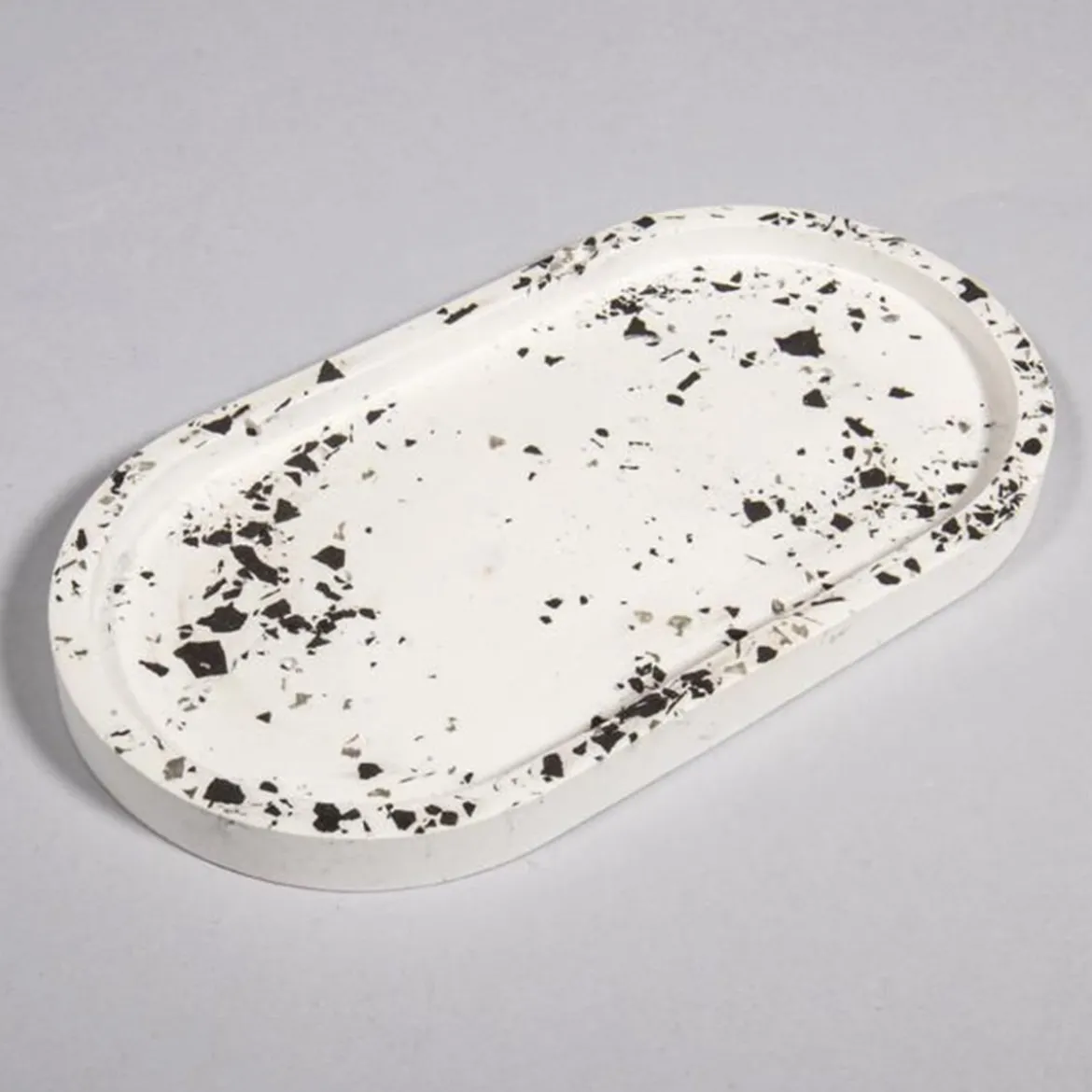 Rayher Gießform Untersetzer Silikon oval 17,8x9,5x1,6cm