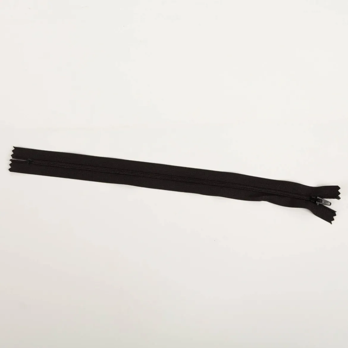 Reißverschluss Kunststoffspirale universal made in Germany 30cm Schwarz