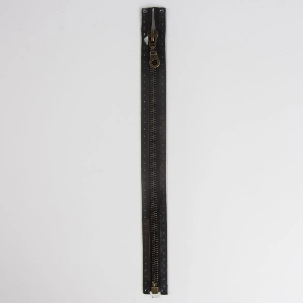 Reißverschluss M5 Typ 10 tb 55 cm am-fb Fla schwarz